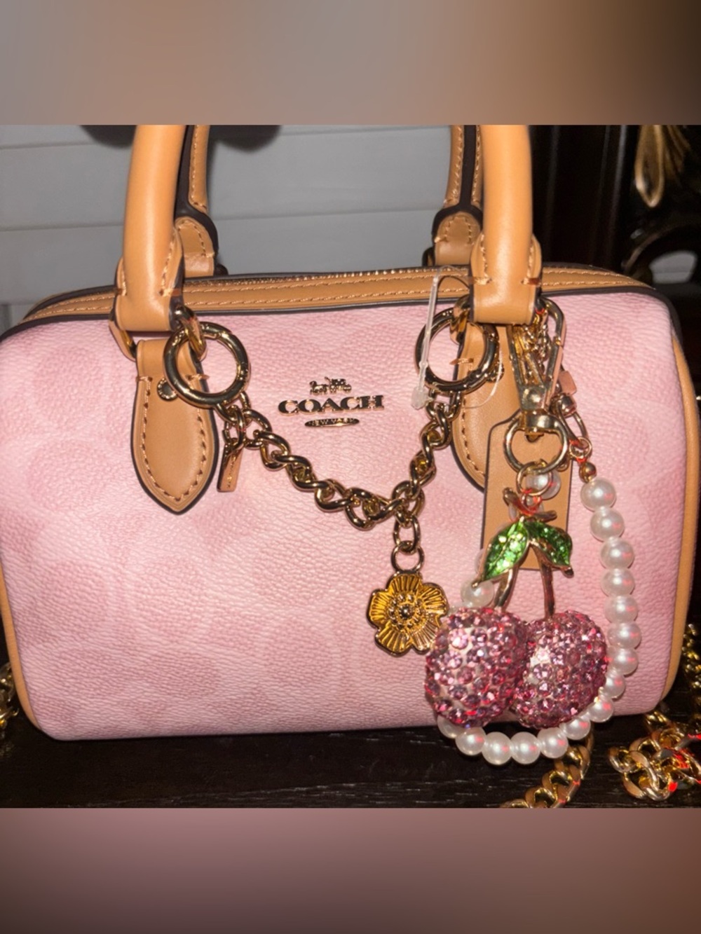 COACH Powder Pink Mini Rowan Signature Canvas 2026. Tan Handles & Gold Hardware - Picture 3 of 7